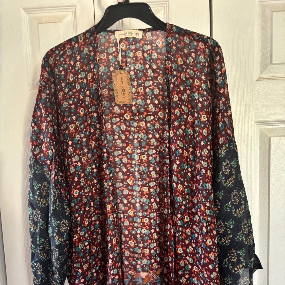 Brand new with tags Sierra Mixed Print Kimono from Natural Life.